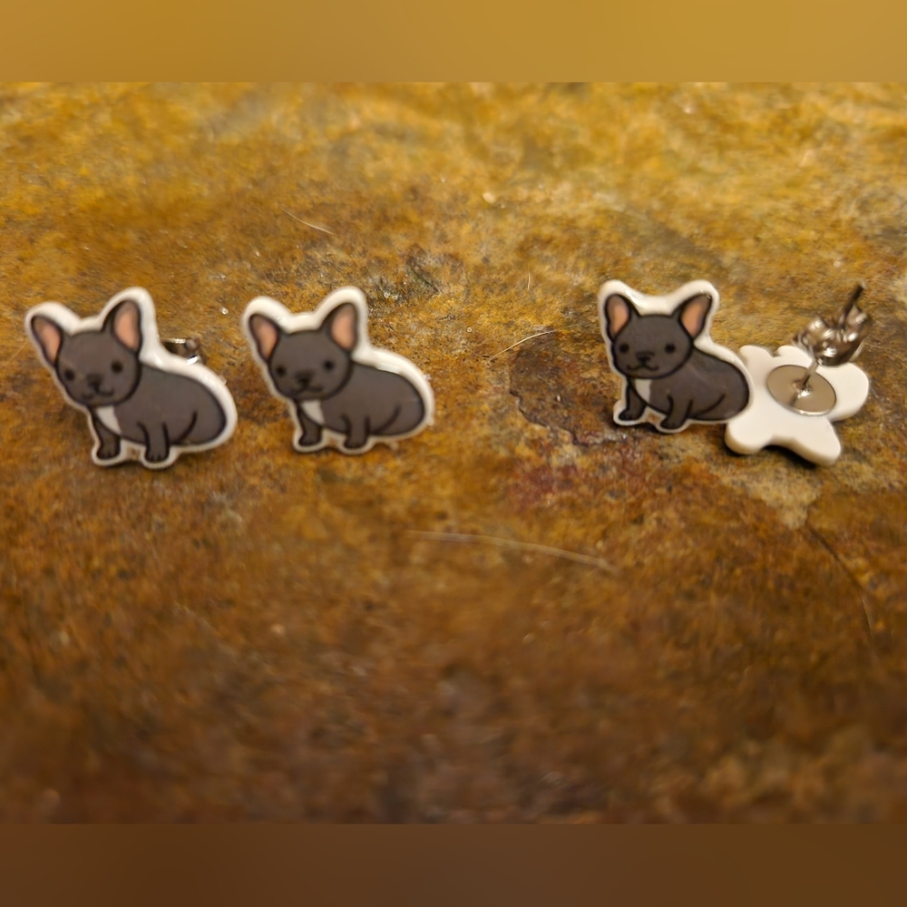 Grey frenchie earrings